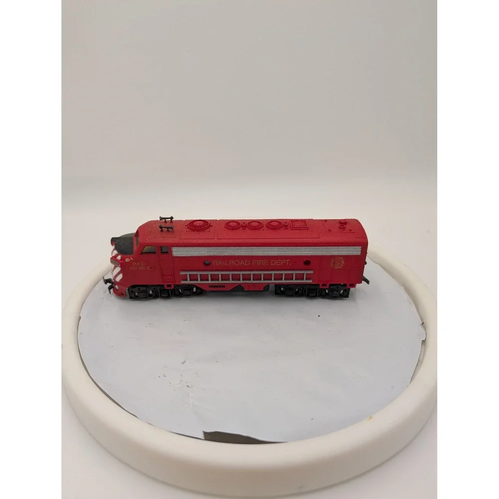 Vintage Playart HO Scale Railroad Fire Dept‎ Diesel Locomotive Engine Red No 6